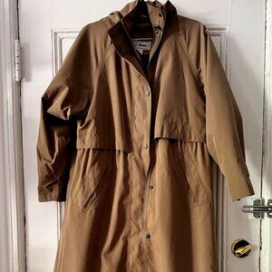Vintage LL Bean rain trench with detachable hood and insulation insert